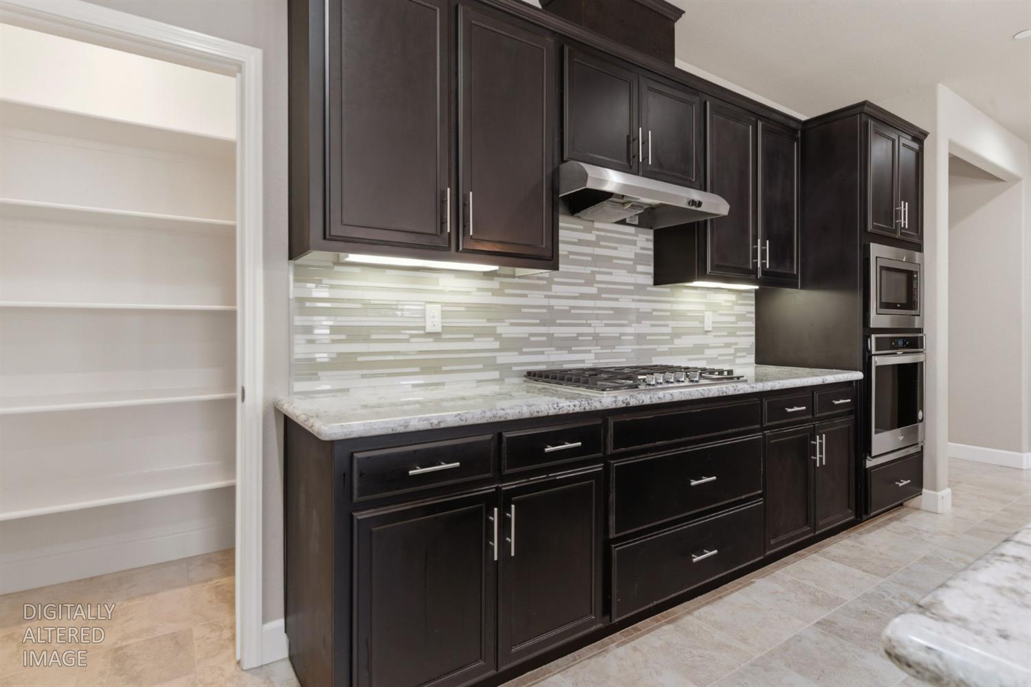 1632 Banister Ln, Manteca, CA 95337