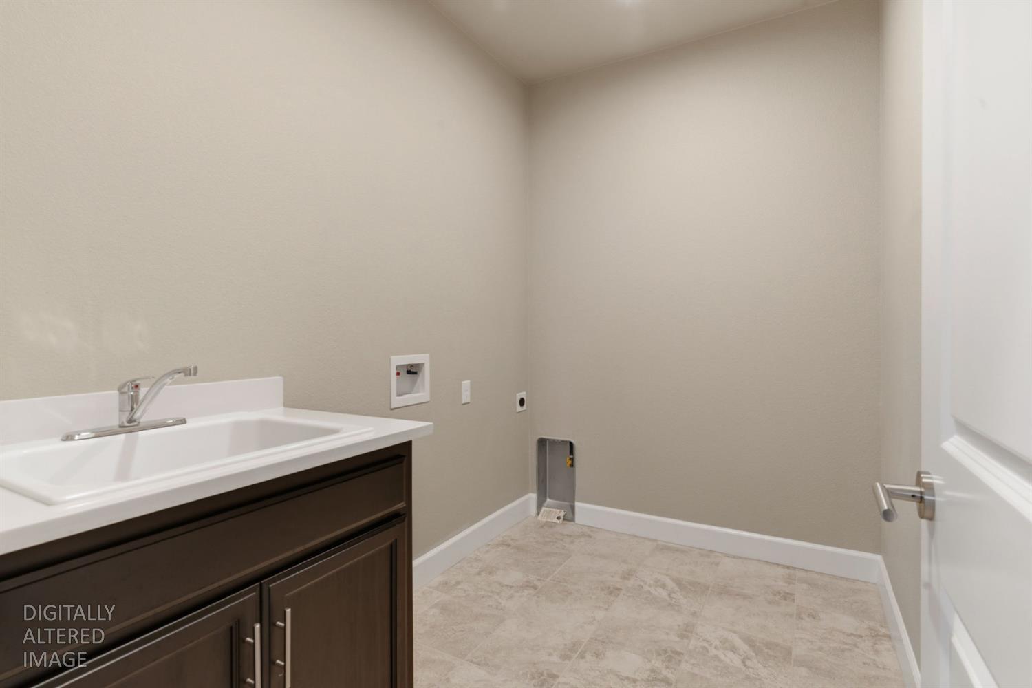 1632 Banister Ln, Manteca, CA 95337
