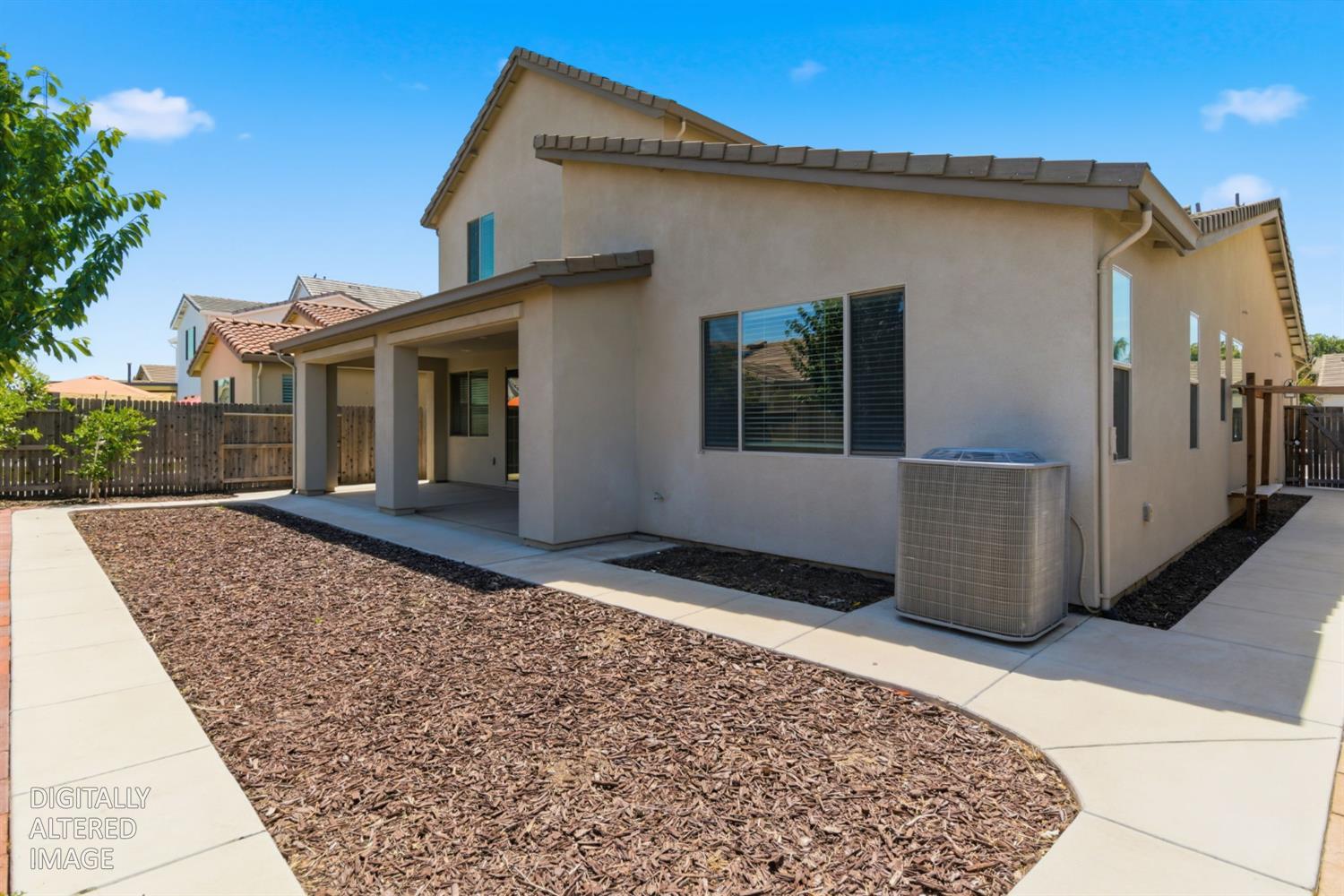 1632 Banister Ln, Manteca, CA 95337