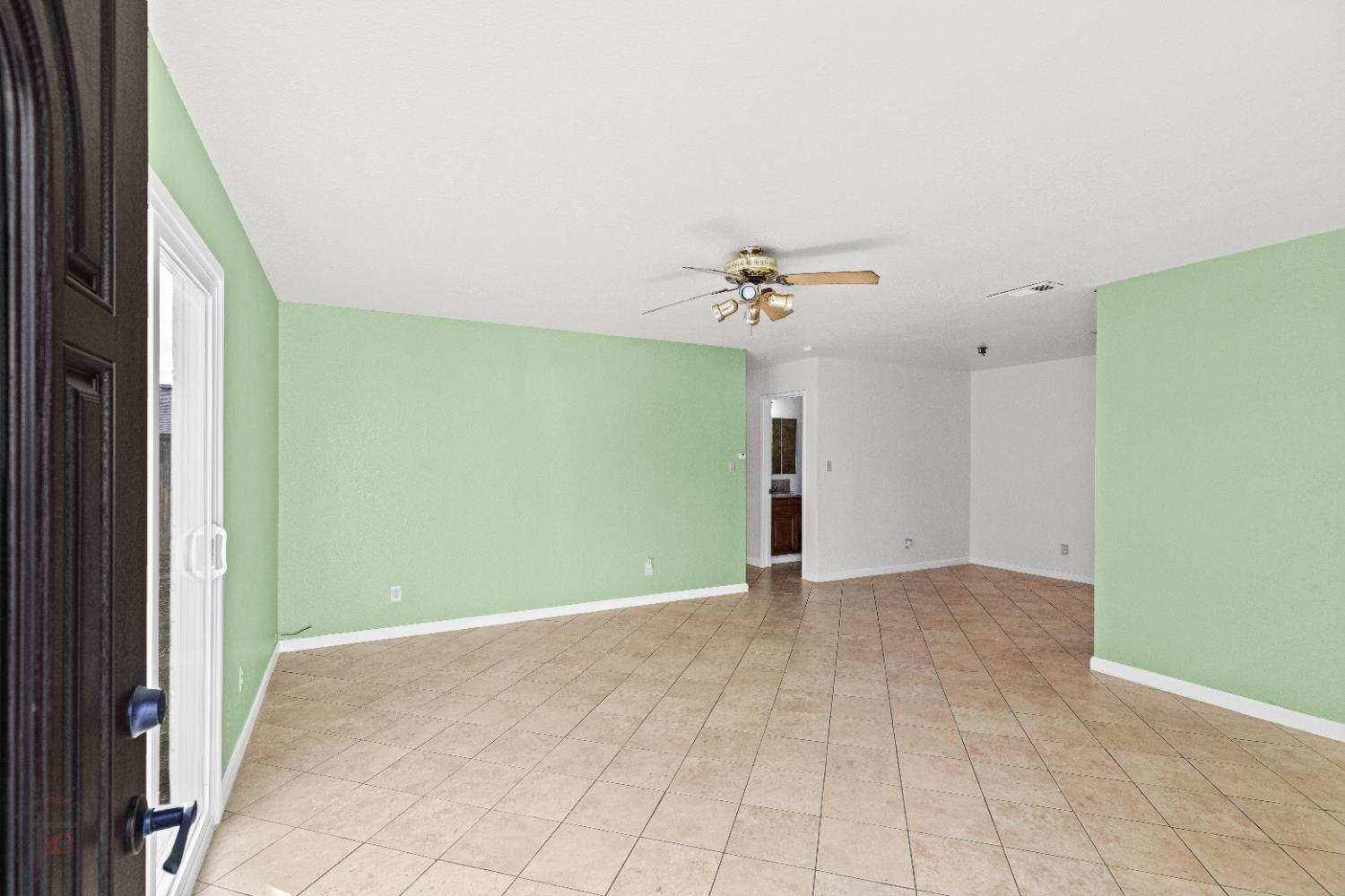 1416 Pecos Ave, Modesto, CA 95351