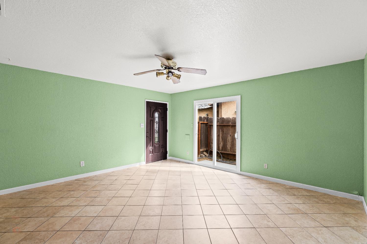 1416 Pecos Ave, Modesto, CA 95351