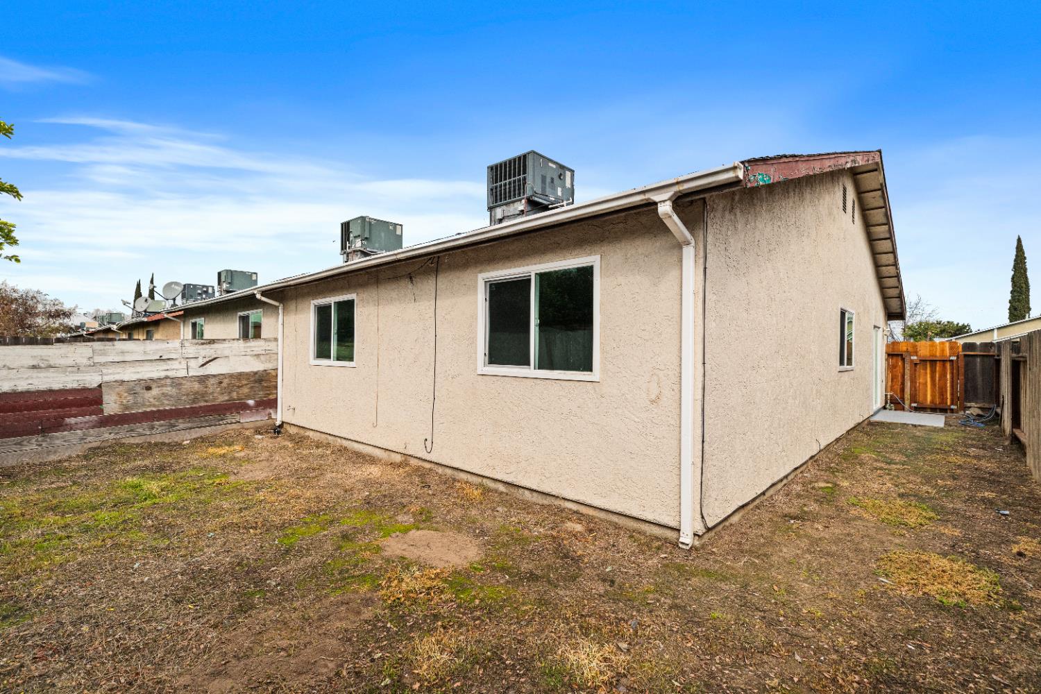 1416 Pecos Ave, Modesto, CA 95351