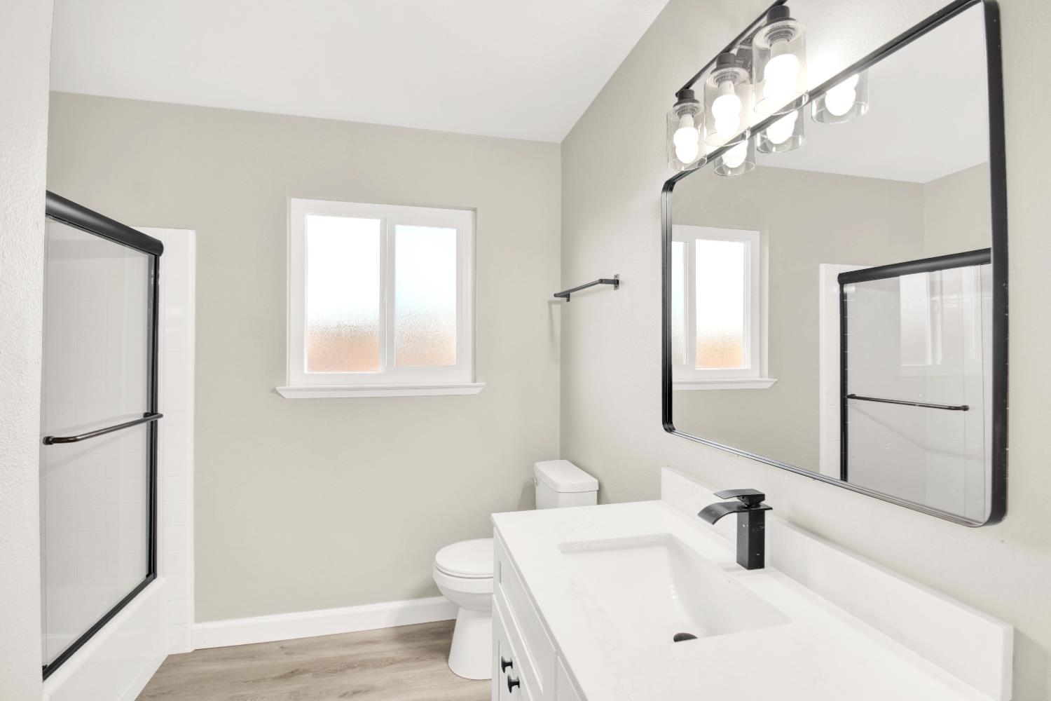 1900 Ellison Dr, Modesto, CA 95355