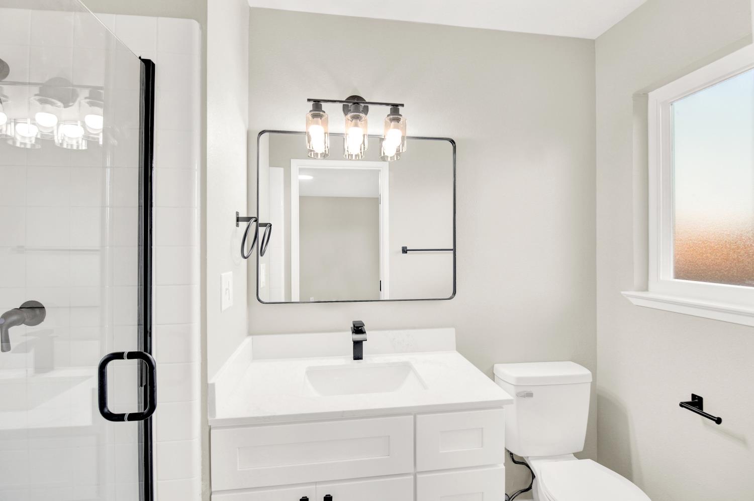 1900 Ellison Dr, Modesto, CA 95355