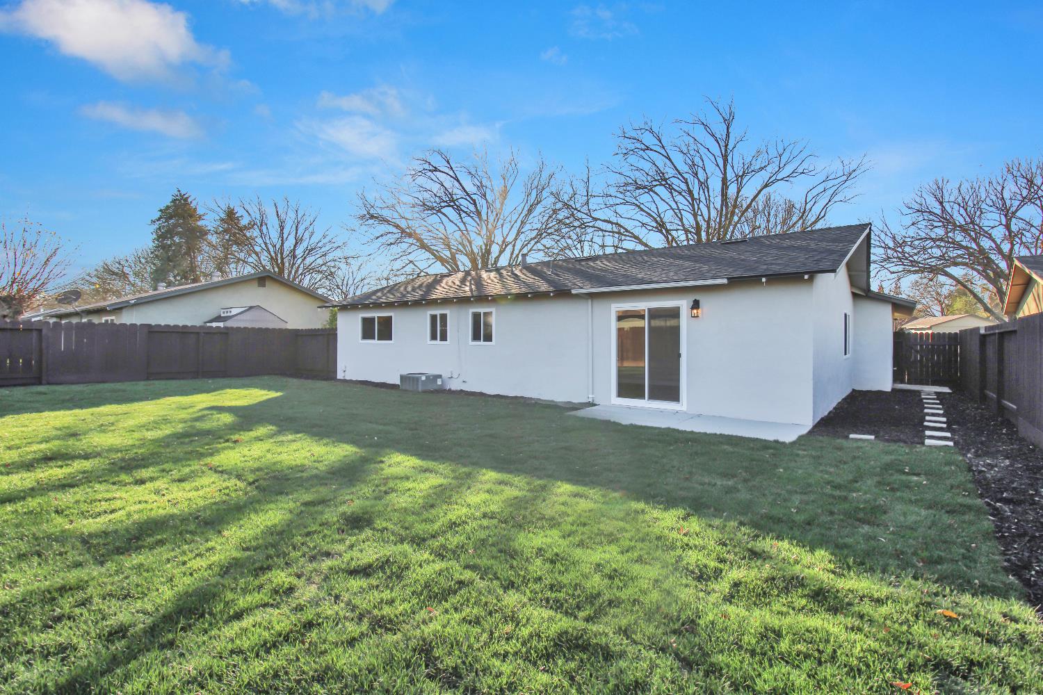 1900 Ellison Dr, Modesto, CA 95355