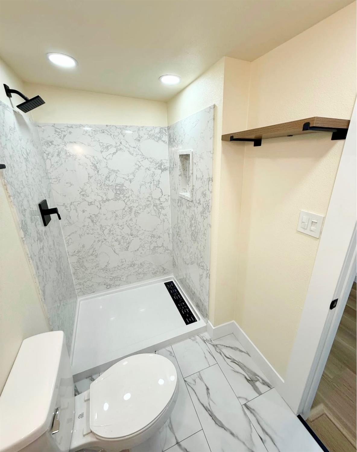 1805 Vernon Ave, Modesto, CA 95351