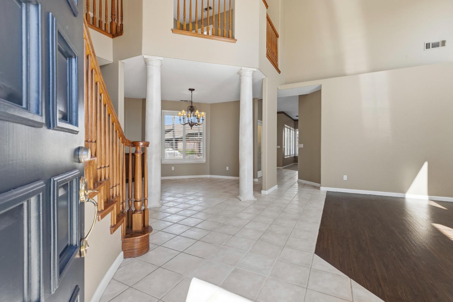 2717 Vestrella Dr, Modesto, CA 95356