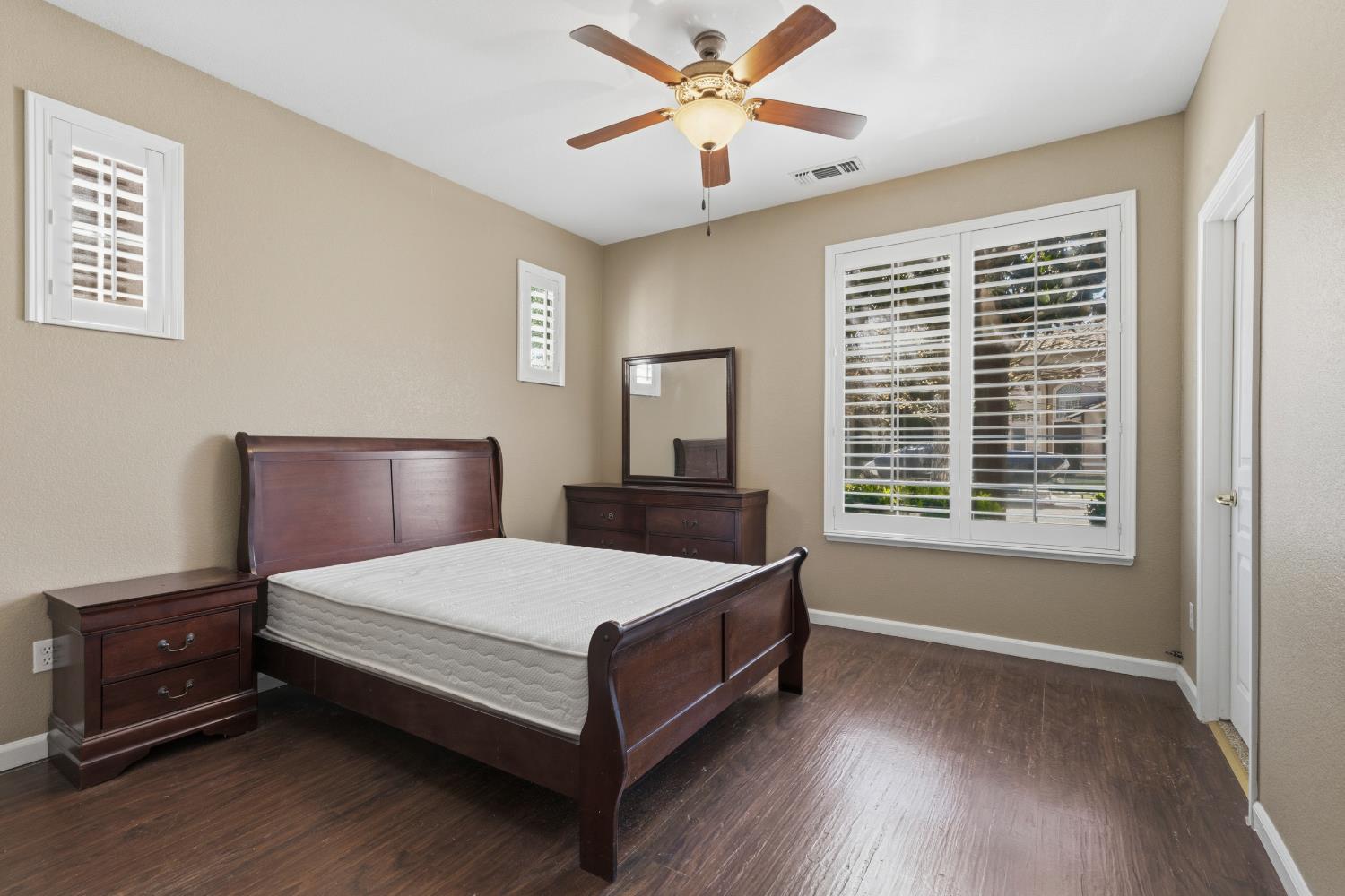 2717 Vestrella Dr, Modesto, CA 95356