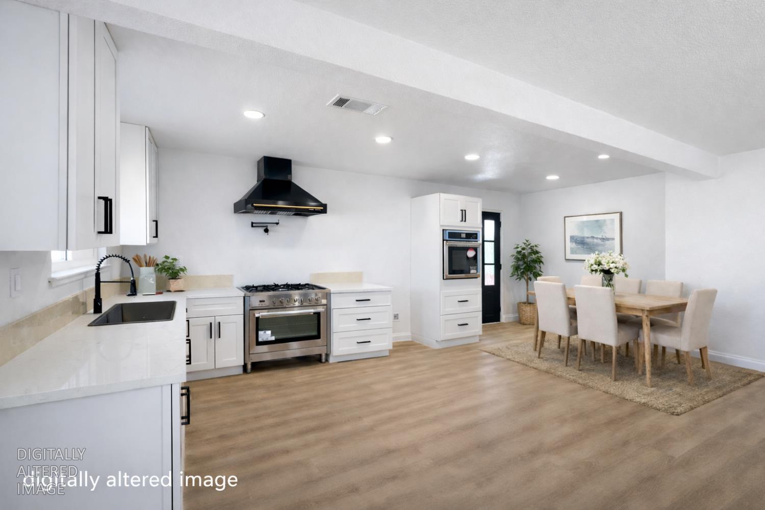 444 N 5th Ave, Oakdale, CA 95361