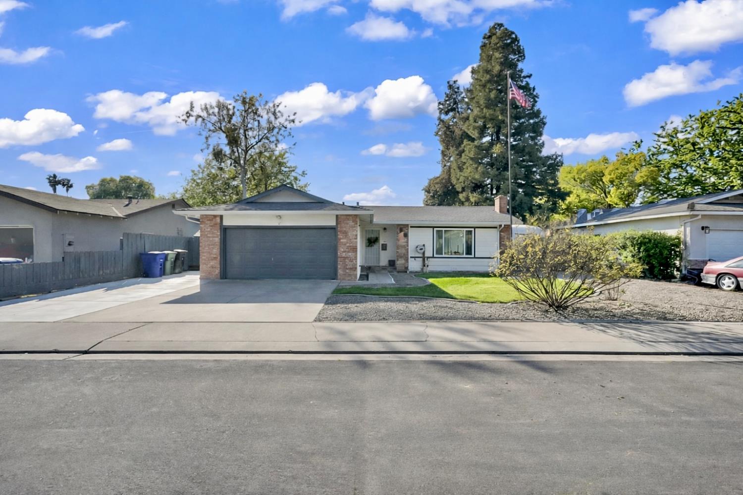 1909 Devin Dr, Modesto, CA 95355