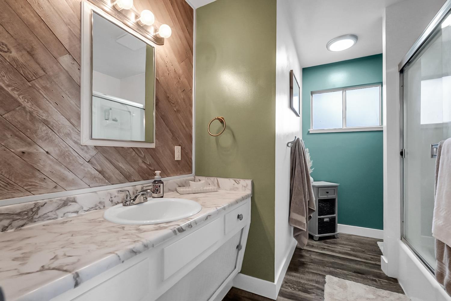 1909 Devin Dr, Modesto, CA 95355