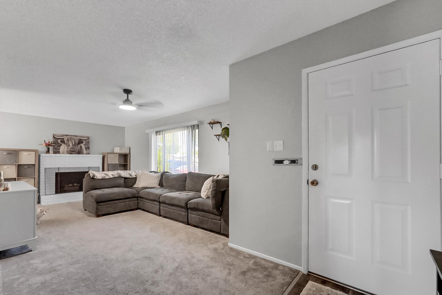 1909 Devin Dr, Modesto, CA 95355