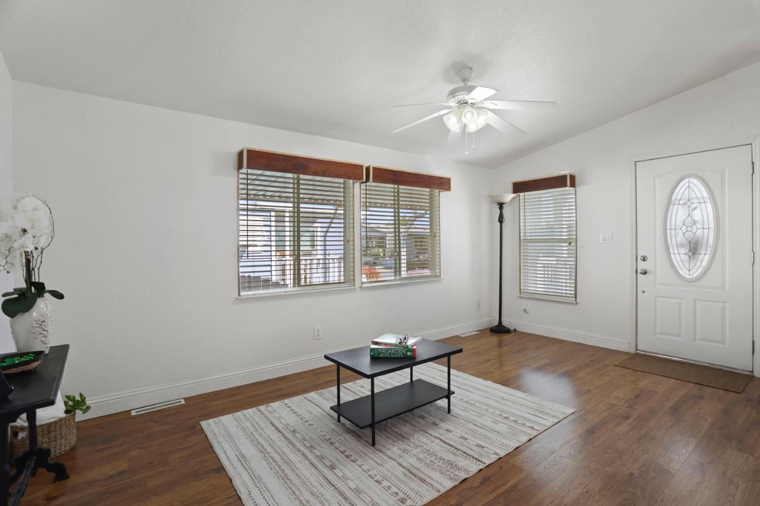 1830 E Yosemite Ave #186, Manteca, CA 95336