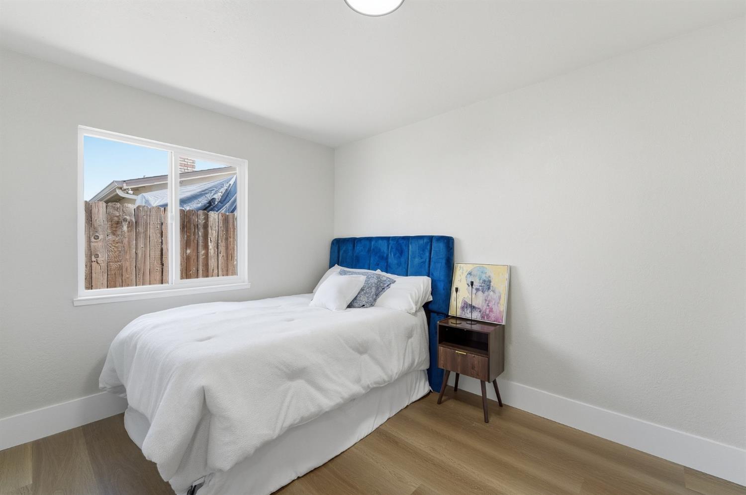 1376 Speer St, Oakdale, CA 95361