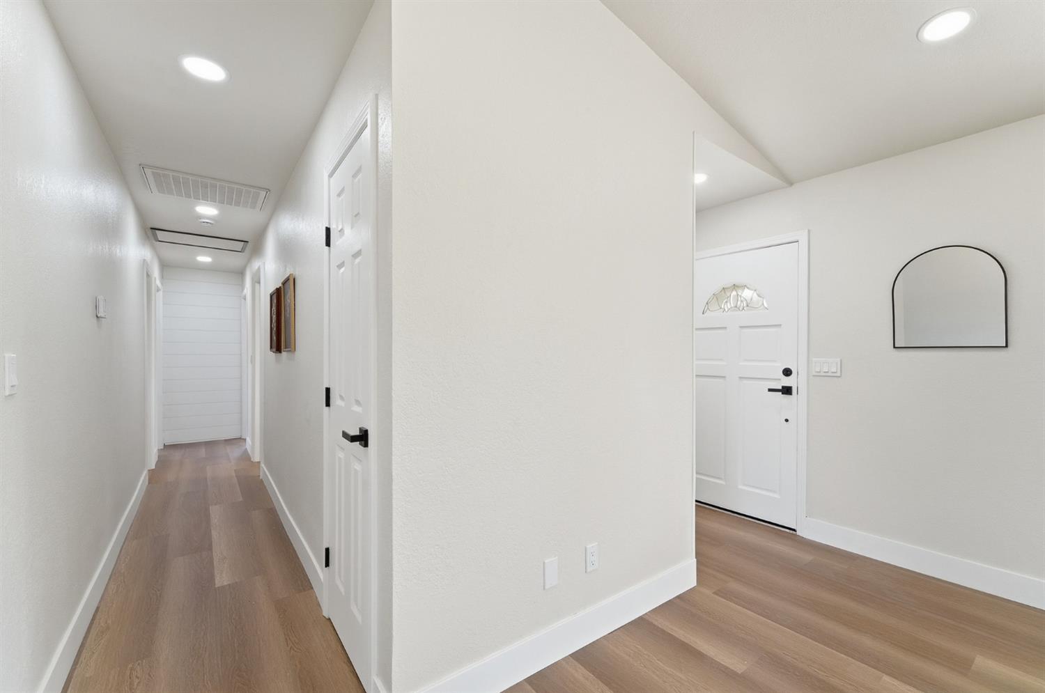 1376 Speer St, Oakdale, CA 95361