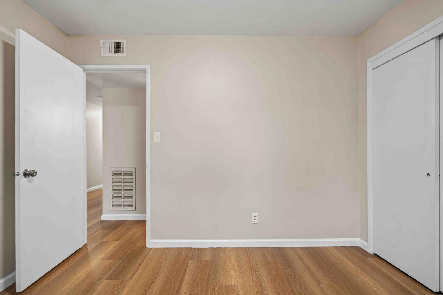 805 Tully Rd #5, Modesto, CA 95350