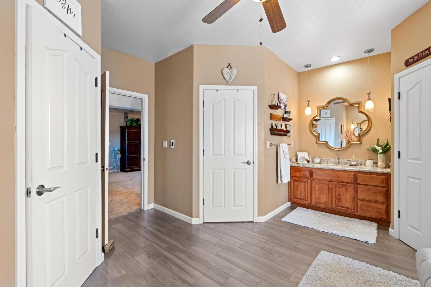 15303 Orange Blossom Rd, Oakdale, CA 95361