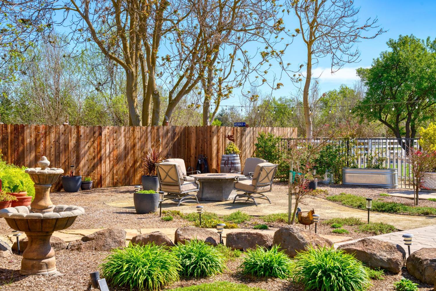 15303 Orange Blossom Rd, Oakdale, CA 95361