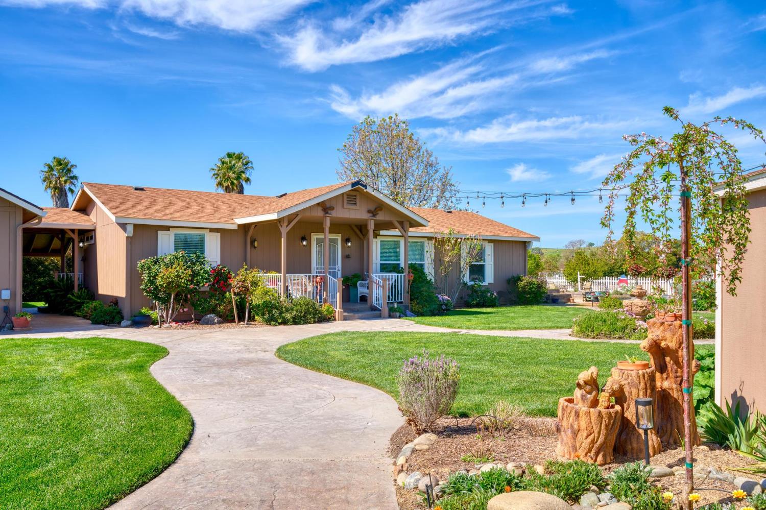 15303 Orange Blossom Rd, Oakdale, CA 95361