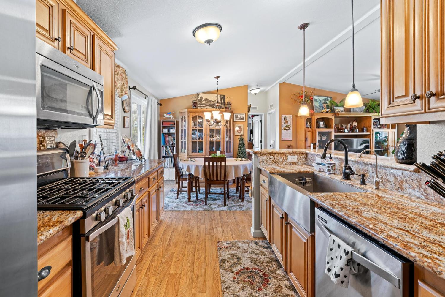 15303 Orange Blossom Rd, Oakdale, CA 95361