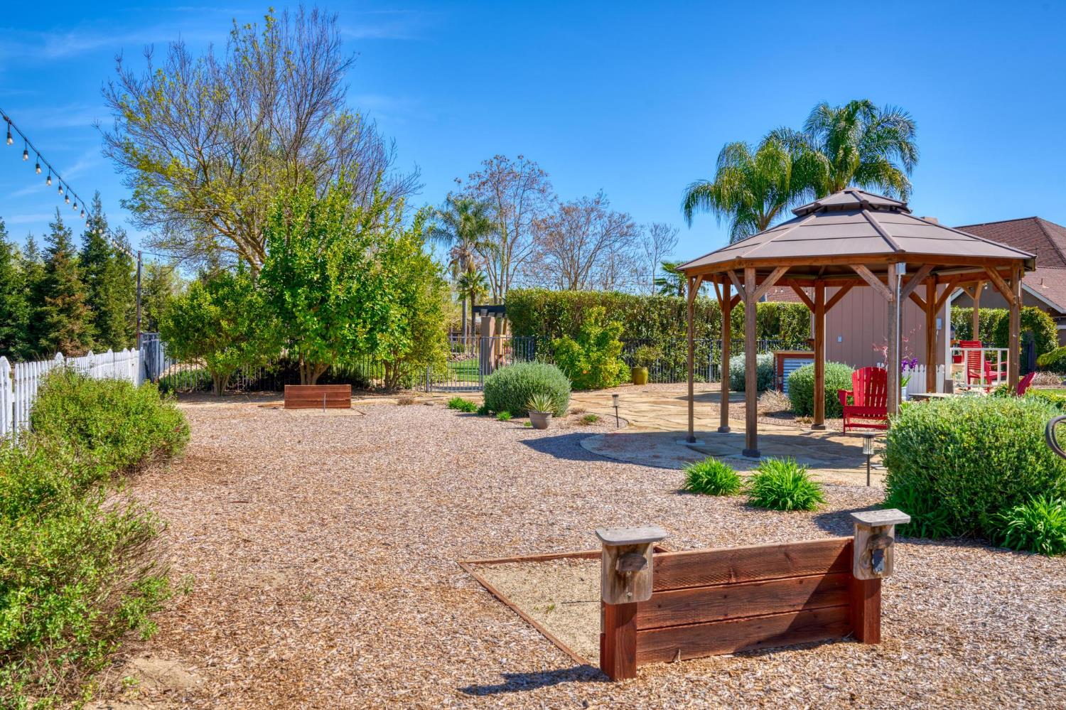 15303 Orange Blossom Rd, Oakdale, CA 95361