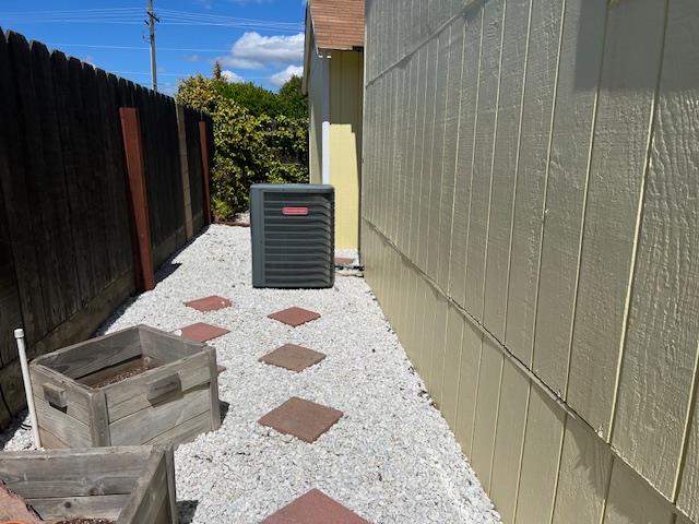 1541 Panthers Ln #13, Modesto, CA 95355