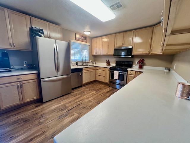 1541 Panthers Ln #13, Modesto, CA 95355