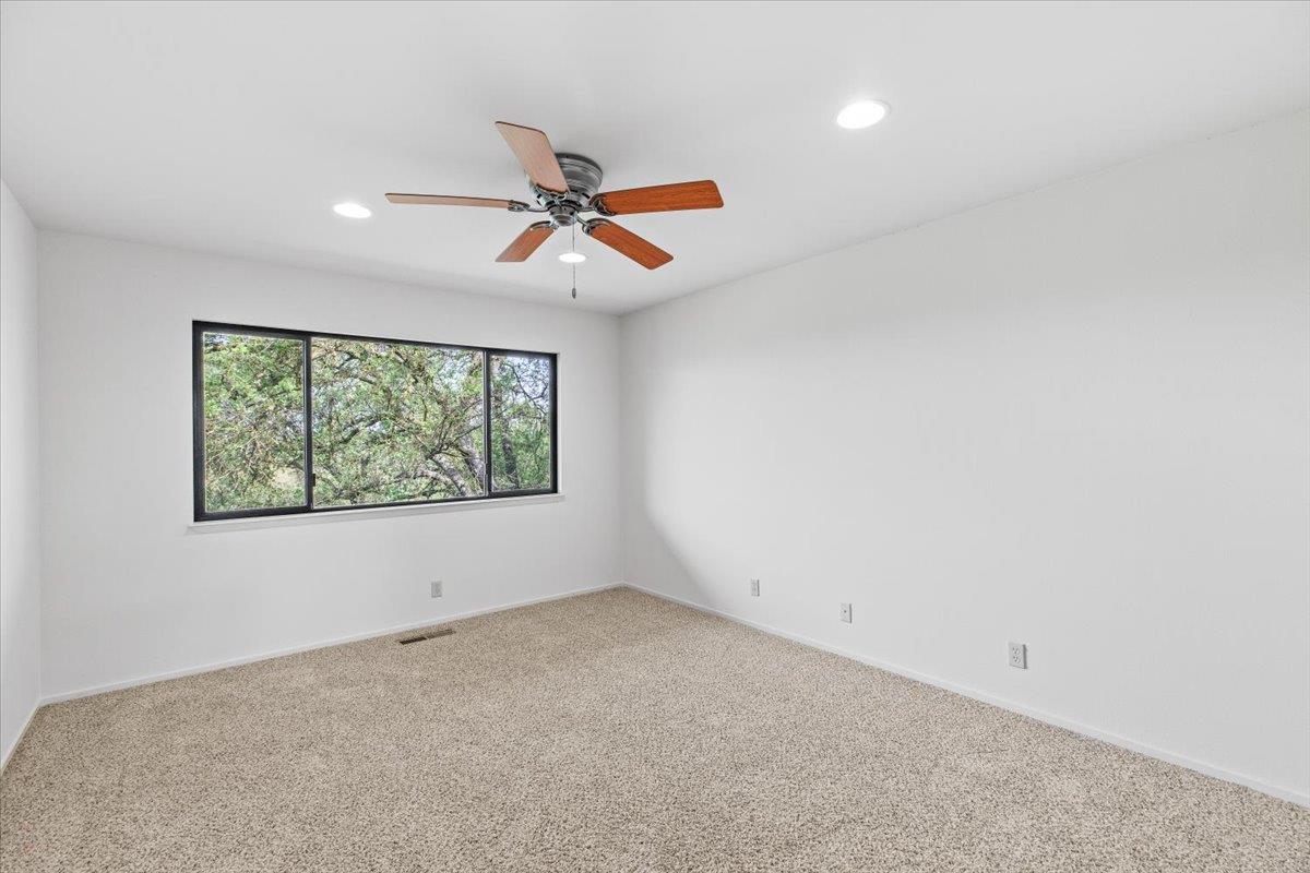 625 N Hopper Rd, Modesto, CA 95357