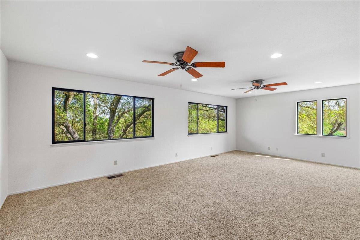 625 N Hopper Rd, Modesto, CA 95357