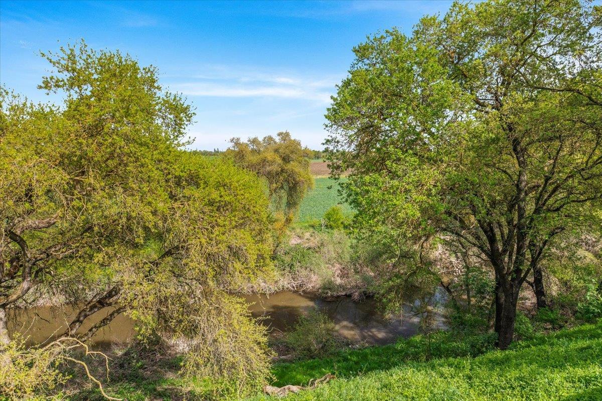 625 N Hopper Rd, Modesto, CA 95357