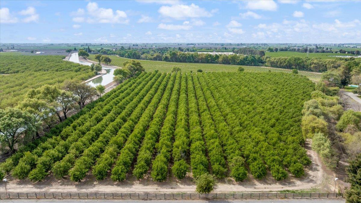 625 N Hopper Rd, Modesto, CA 95357