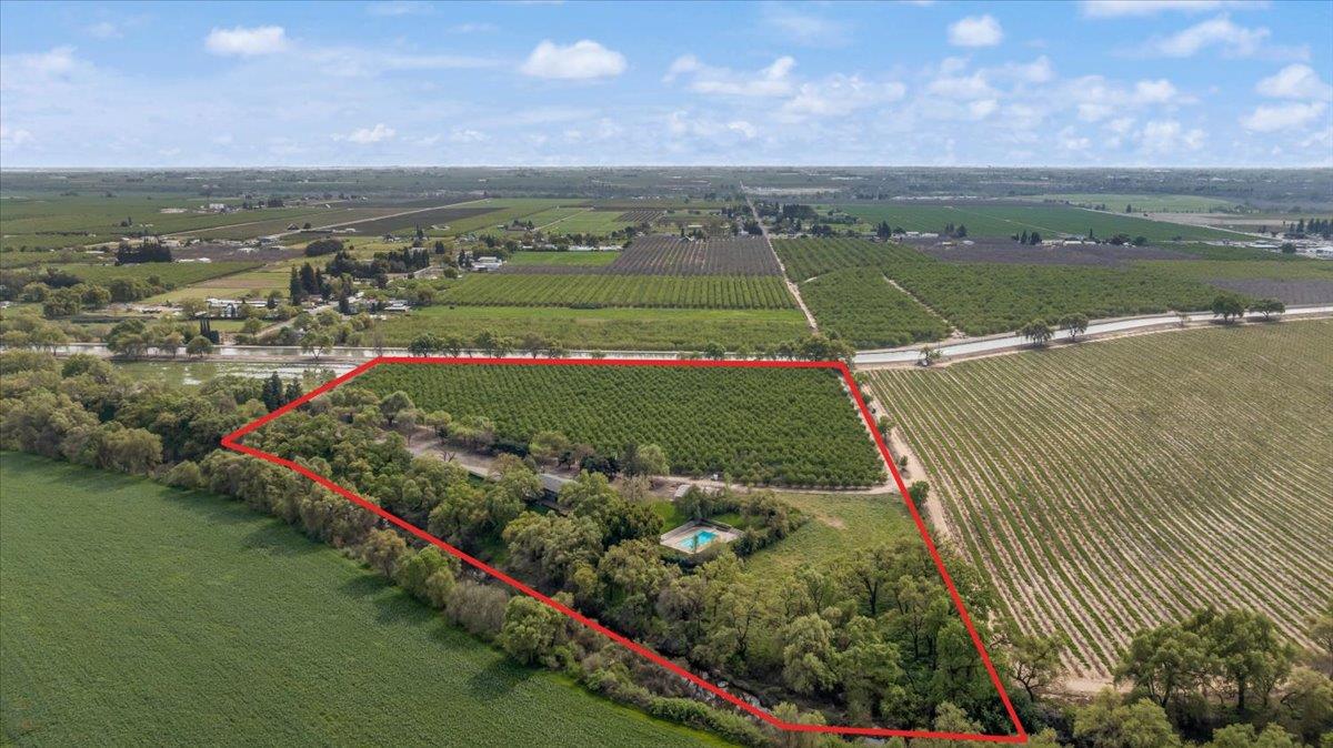 625 N Hopper Rd, Modesto, CA 95357