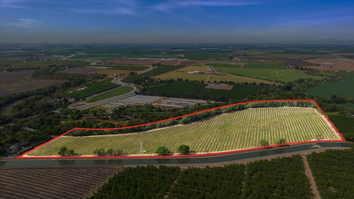 460 Albers Rd, Modesto, CA 95357