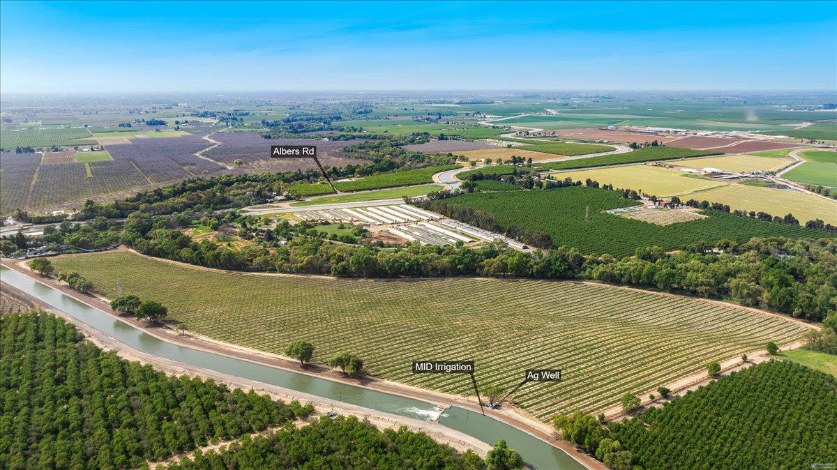 460 Albers Rd, Modesto, CA 95357