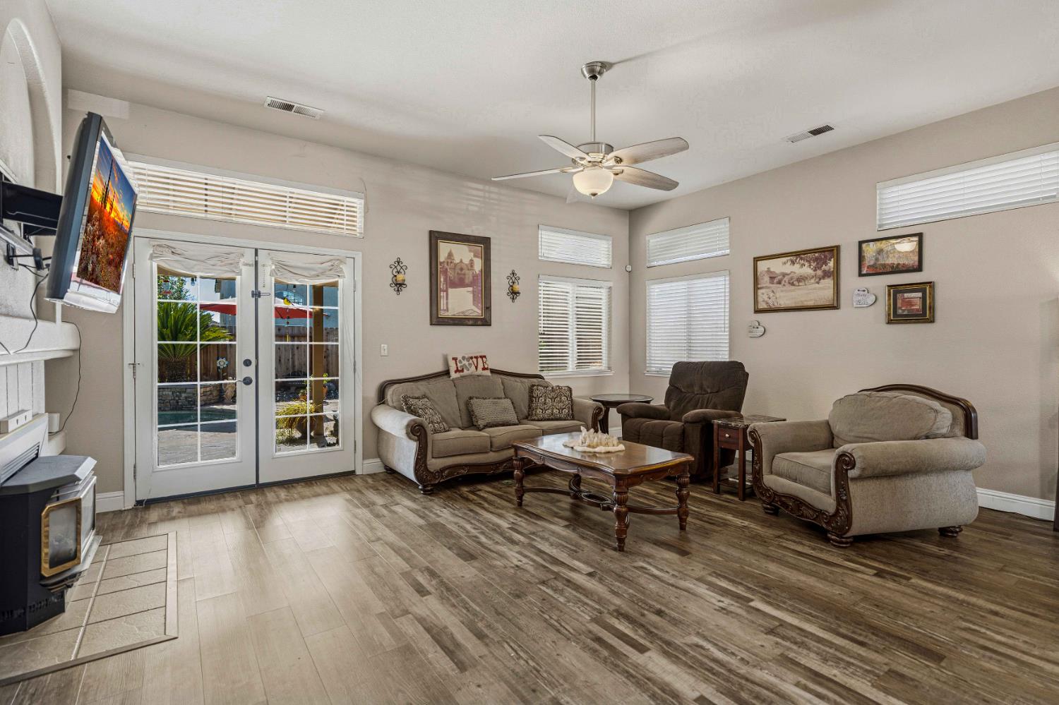 2728 Medinah Way, Modesto, CA 95355