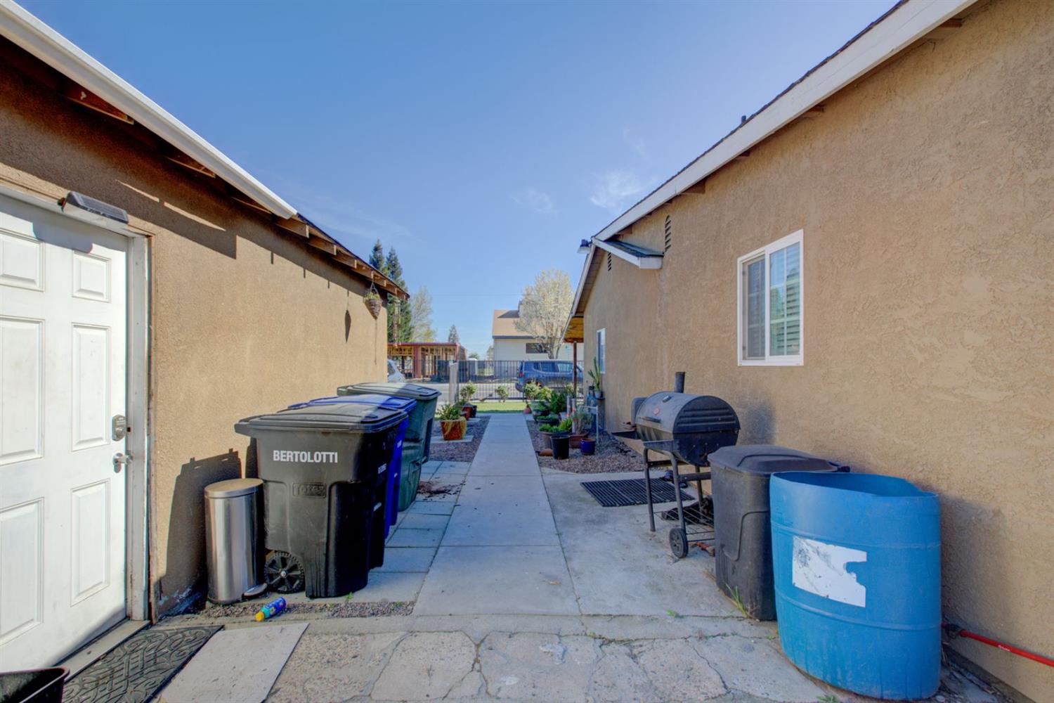 4413 Maud Ave, Keyes, CA 95328