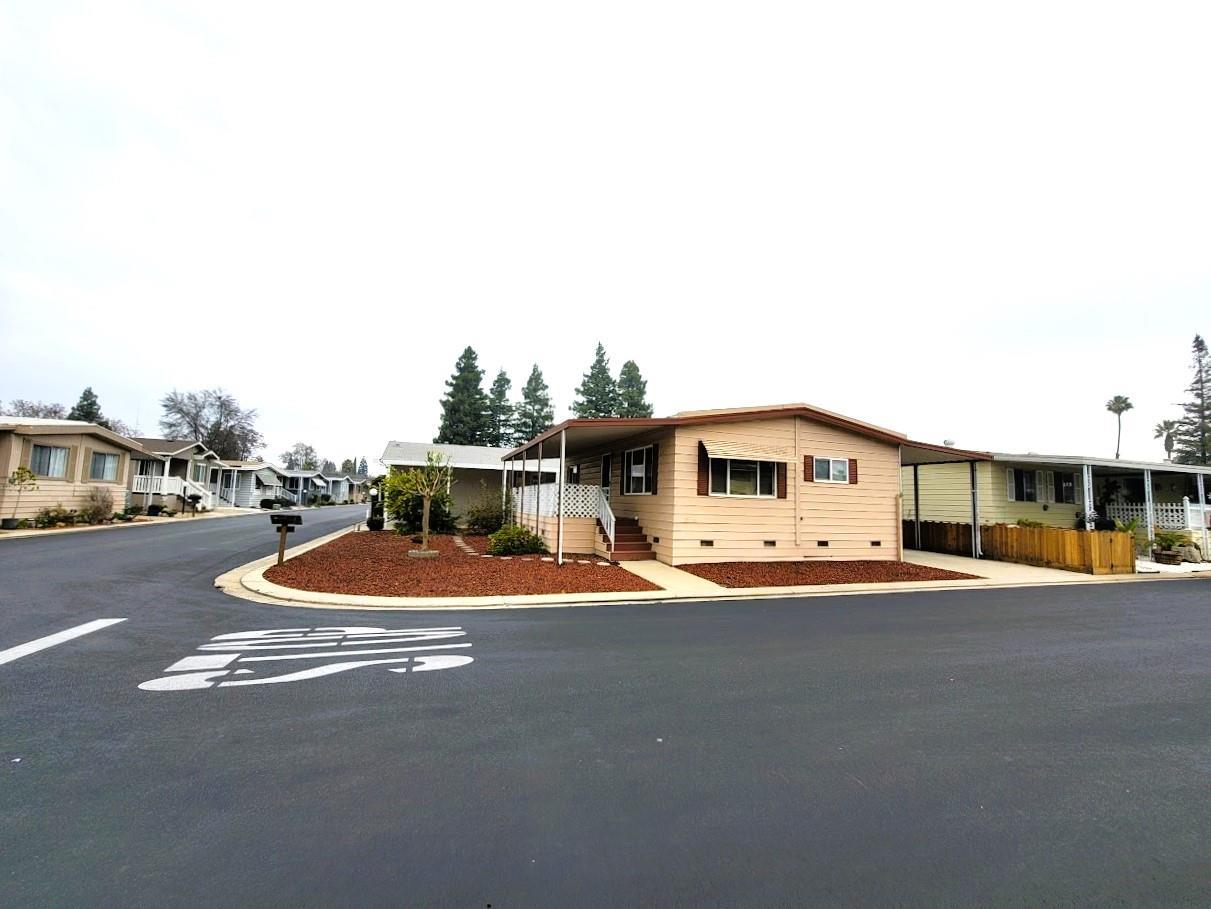 3900 Waimea Ln, Modesto, CA 95355