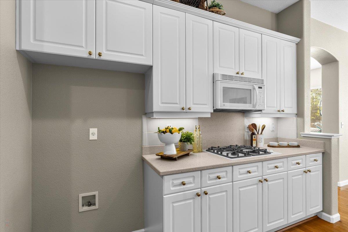 710 Almondcrest St, Oakdale, CA 95361