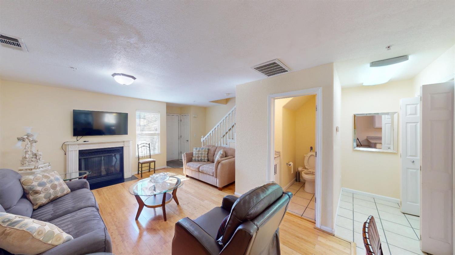 4057 Dale Rd #B, Modesto, CA 95356