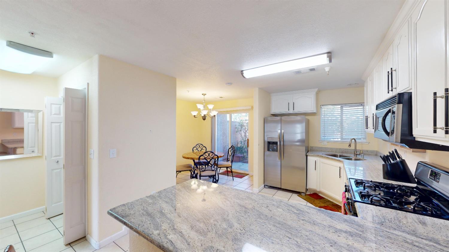 4057 Dale Rd #B, Modesto, CA 95356