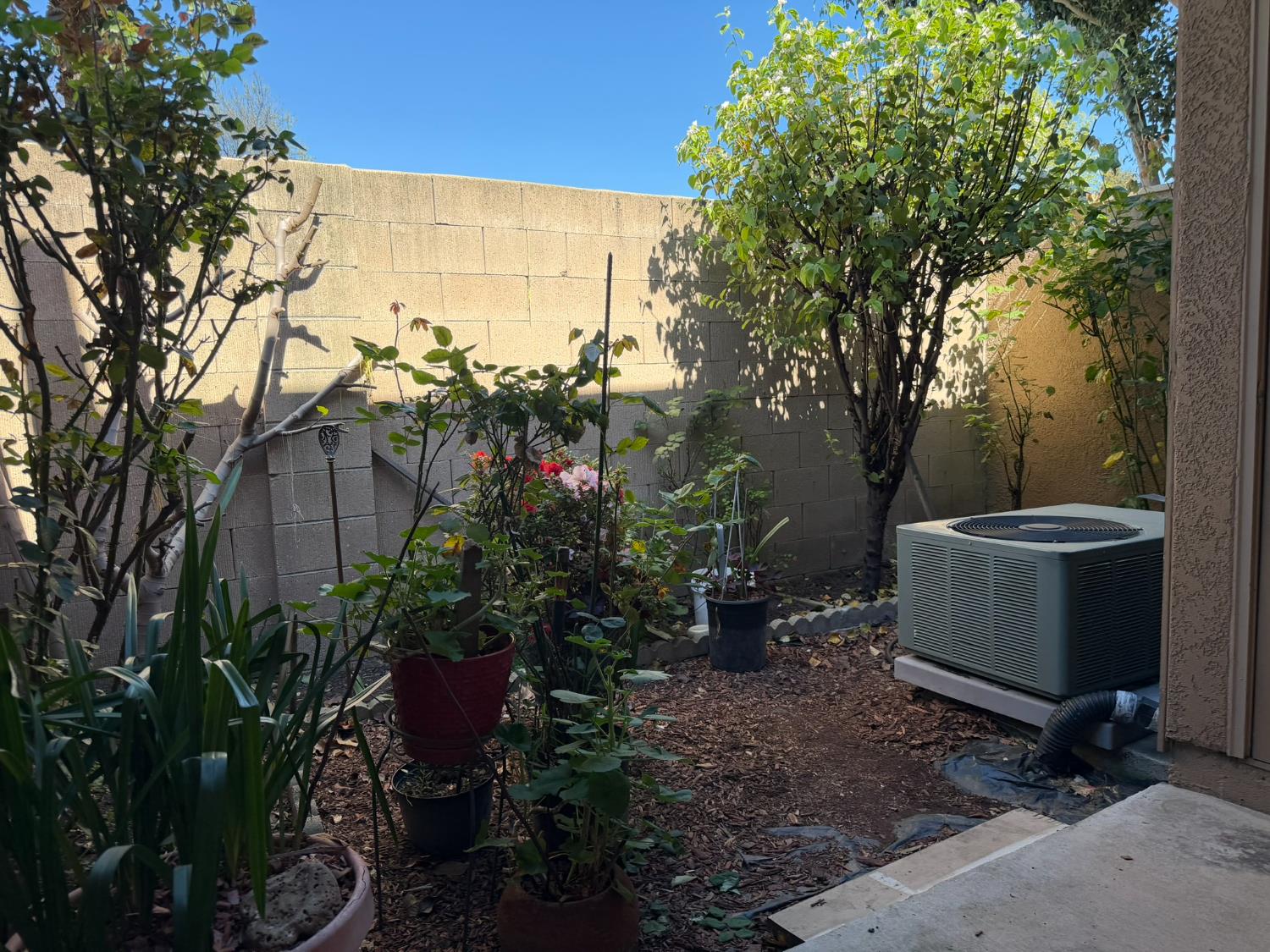 4057 Dale Rd #B, Modesto, CA 95356