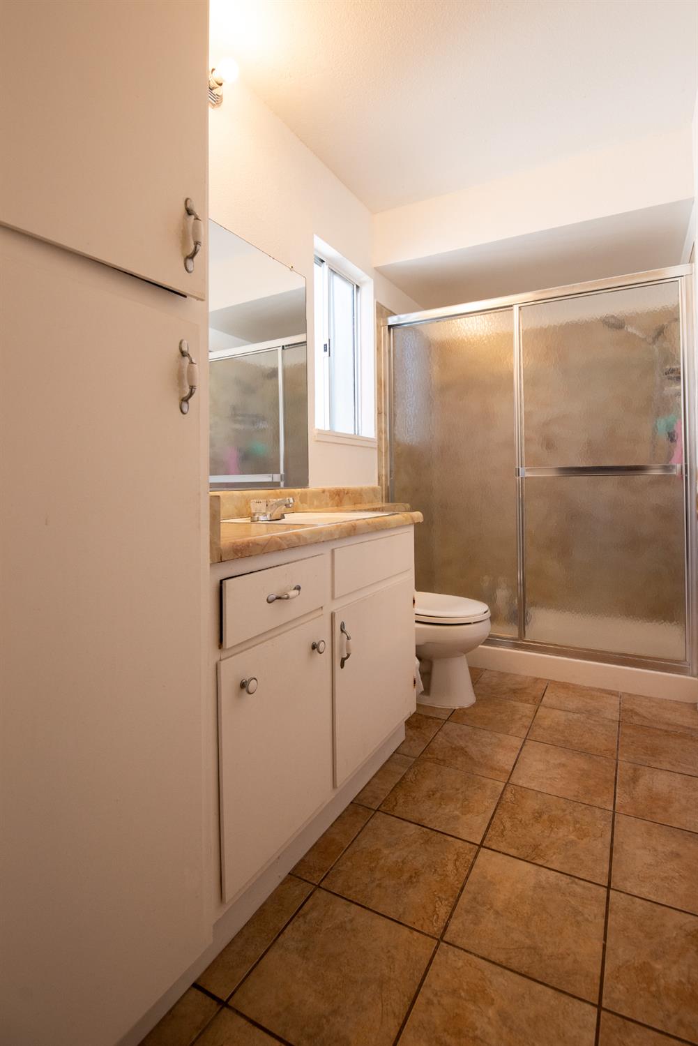 4025 Nugget Dr, Modesto, CA 95355