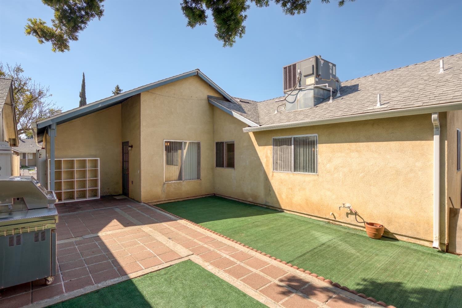 4025 Nugget Dr, Modesto, CA 95355