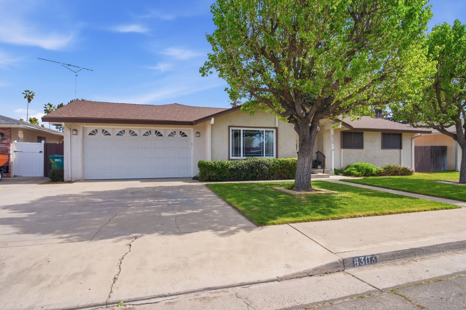 8308 Rexford Dr, Hilmar, CA 95324