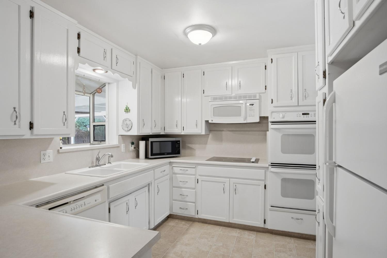 8308 Rexford Dr, Hilmar, CA 95324