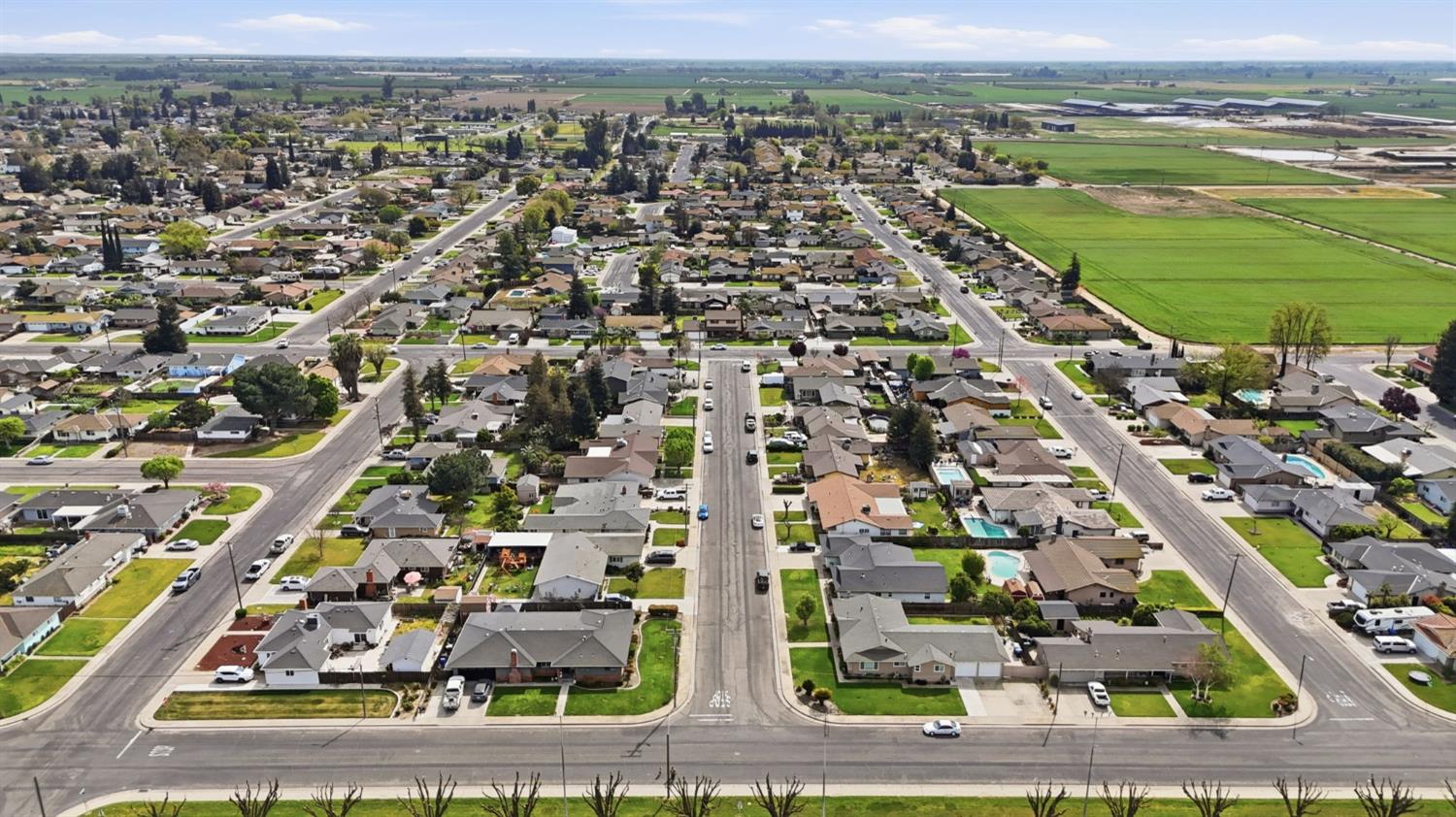 8308 Rexford Dr, Hilmar, CA 95324