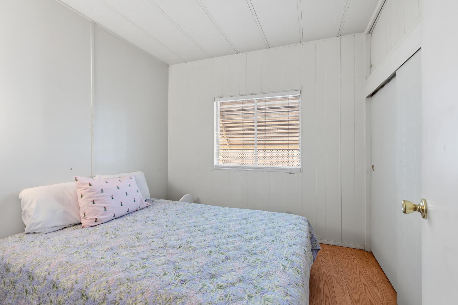 1400 N Tully #187, Turlock, CA 95382