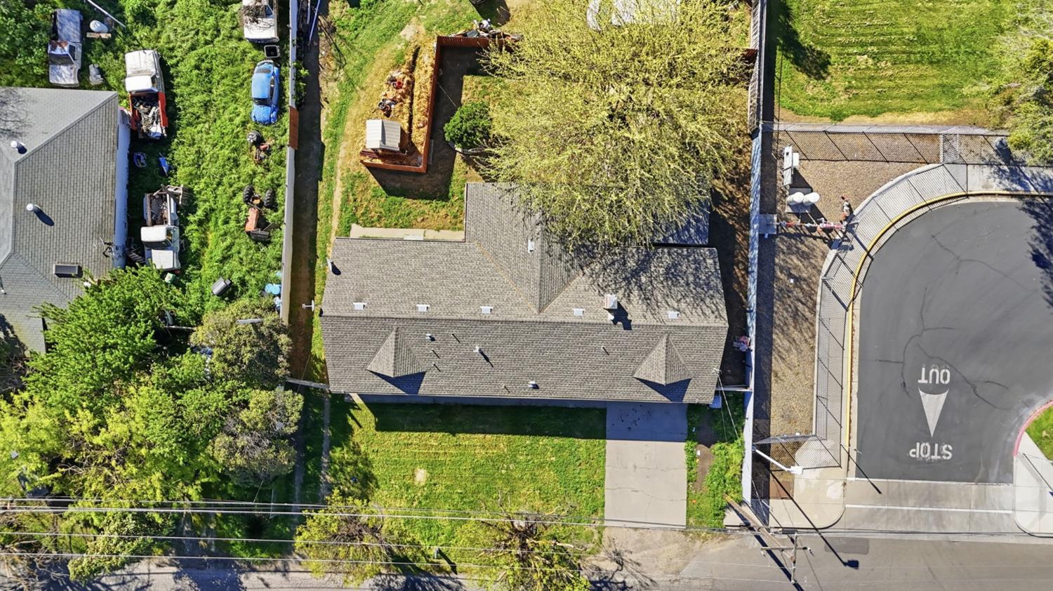 1409 Stonum Rd, Modesto, CA 95351