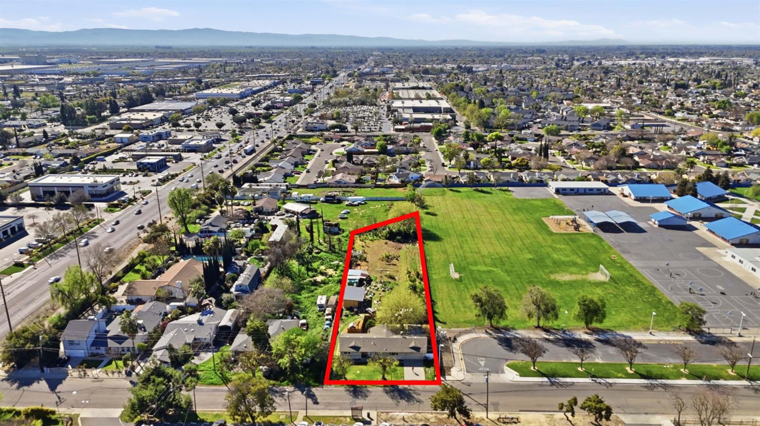 1409 Stonum Rd, Modesto, CA 95351