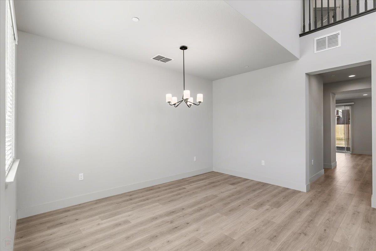 2041 Zane Way, Turlock, CA 95382